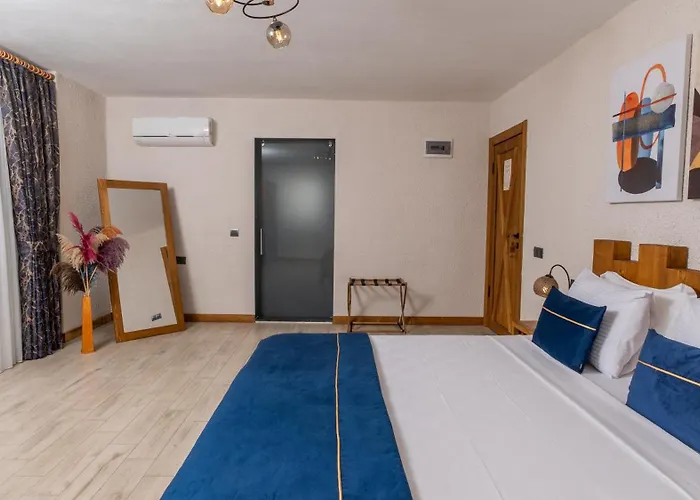 Vista Del Faralya 3* 페티예
