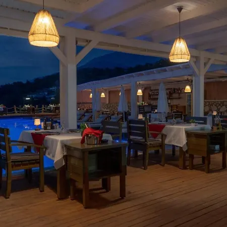 Hotell Vista Del Faralya